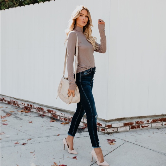 NEW // Day To Day Turtle Neck Top - Mocha - Picture 5 of 7